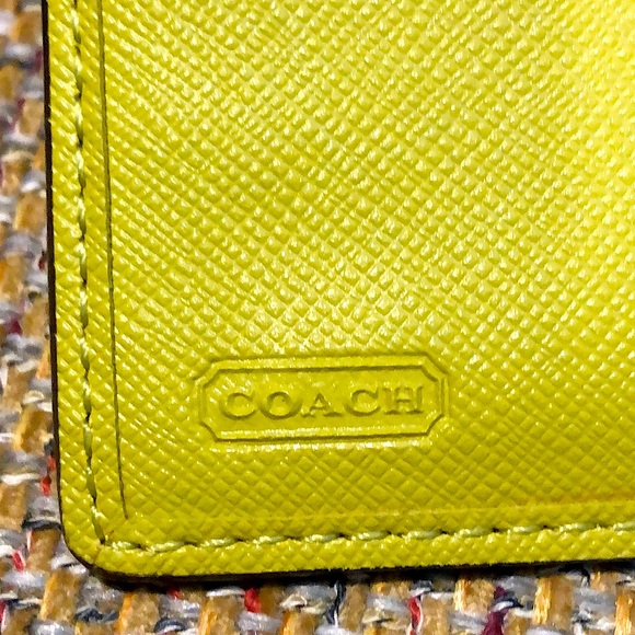 COACH Legacy Signature Slim Turn Lock Closure Trifold Wallet Neon Yellow Trim - Picture 10 of 17